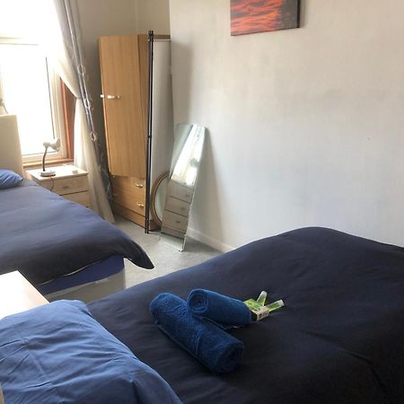 Seaview Central Портсмът Екстериор снимка