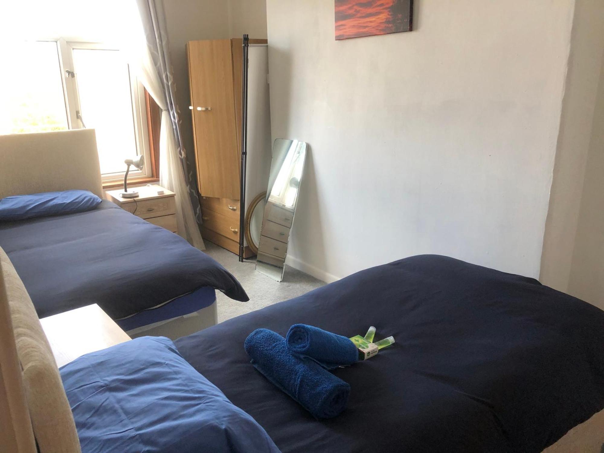 Seaview Central Портсмът Екстериор снимка